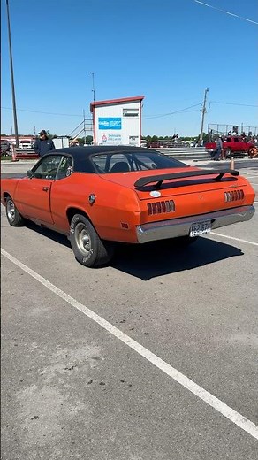 Dodge demon at Mopars invade Mo-Kan Dragway small block muscle 1970 1971 70 71 dart duster a body