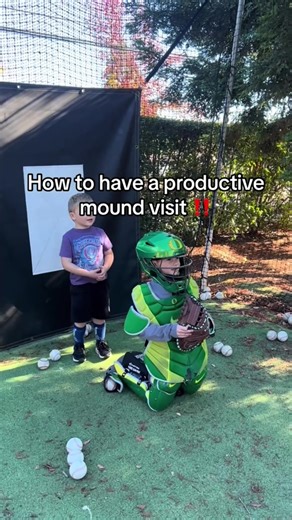 This is my friend Brody. Brody knows how it’s done. #baseballtips #baseball #catching #oregon #futureballer