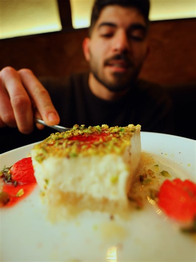 🔥 Dulces que conquistan a primera vista. Arze lo hace especial. #ArzeRestaurant #DessertReels #InstaDessert #BarcelonaEats #FoodReels#barcelona #liban #food