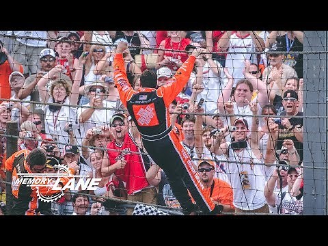 Tony Stewart Wins the 2005 Brickyard 400