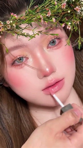 Unveil the Beauty: Mastering Jie's & Jay's Eye Makeup Magic