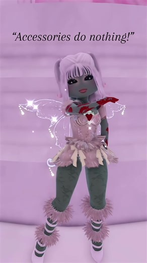 Exploring Royale High on Roblox