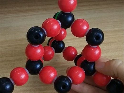 二氧化硅晶胞模型及硅氧键数目的计算