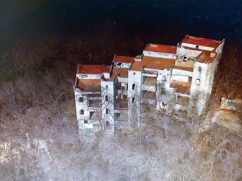 Caro Quintero's abandoned mansion in Manzanillo