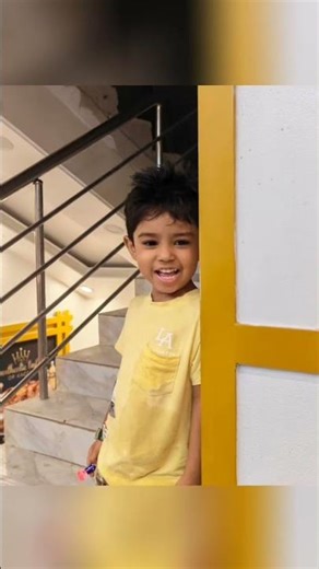 🎬 Title: Madaripur Trip Gone Wrong 😆[Scene 1 – camera selfie mode]“Bhai ami Madaripur kachi