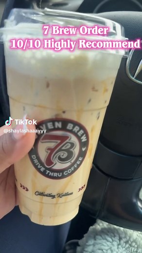 First Time Trying 7 Brew: Medium Funnel Cake Drink Review