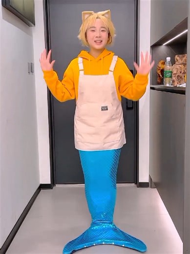 Pink vs Red: Hilarious Moments with Cartoon Characters