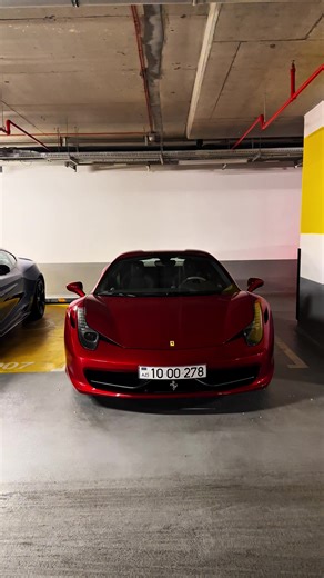 Ferrari 458 Italia Spider: A Closer Look at Performance