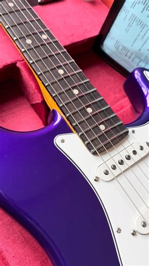 2025 Fender Custom Shop Stratocaster W25 Custom Deluxe NOS Limited Edition Guitar in Purple Metallic