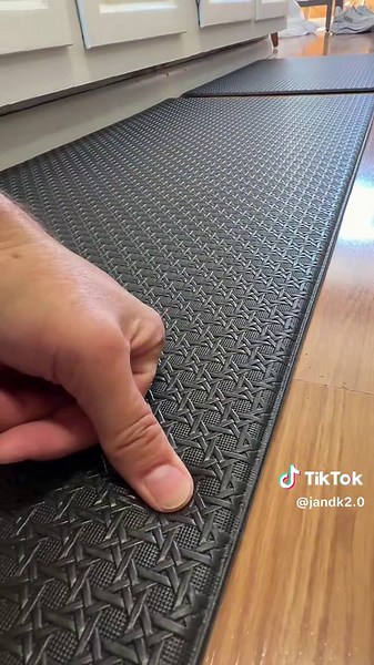 Anti-Fatigue Kitchen Mats with Bounce Back Comfort
