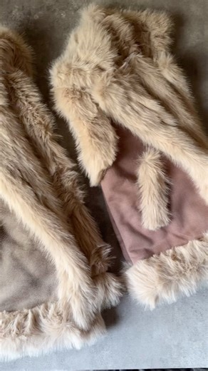 ‎هودی/کاپشن/دورس/شلوار کت‎ on Instagram‎: "وست بوفالو ۲رنگ خاص کیفیت بالا گرم نرم سایز ۳۶تا۴۲ قد ۶۵ قیمت ۲/۹۰۰"‎