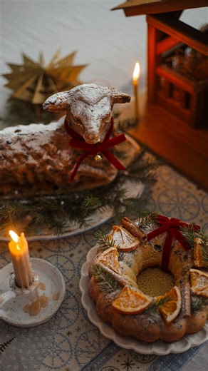 🌾Дрова, трава и дети) on Instagram: "Мой Рождественский кекс✨ Этого «ягненка» я всегда жду с особым трепетом, он пахнет праздником и домашним уютом. Готовлю его только по особым случаям: на Рождество и Пасху. Ни весной, ни зимой я не изменяю привычному ритуалу, и всегда добавляю в начинку цедру апельсина и клюкву. Но, признаться честно, когда за окном метет метель, кекс с ароматом цитрусов получается особенно волшебным💫 ••• Итак, для приготовления понадобится: 250 г сливочного масла; 250 г сах