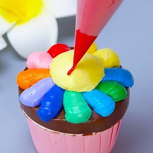 Awesome Colorful Cupcake Decorating Tutorials Videos | My CupCakes
