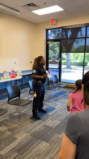 Cookies & Milk With A Cop Storytime | Ocoee Police Department