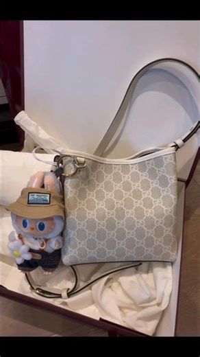 Gucci GG Emblem Small Bucket Bag (GG Canvas)#gucci#ggemblem#guccibag#bucketbag#luxurybags#ggcanvas
