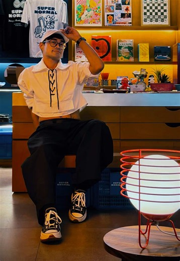 Cafe fits a bit daring and bold A bit of naughtiness unfold @Converse Philippines @GOT STYLE @OWNDAYS Philippines #ootdph #ootdshare #StreetStyle #streetwearph #gotstyleph