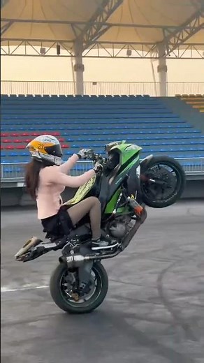 Girl Destroys Heavy Bike Stunts Like a Pro! | You Won't Believe This Rider #stunt #femalebikers
