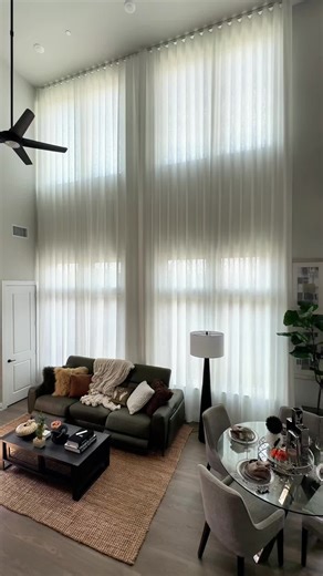 Motorized high ceiling curtains ❤️ 📍DFW, TX #trending #homedecor #motorizedcurtains #customcurtains #dfw