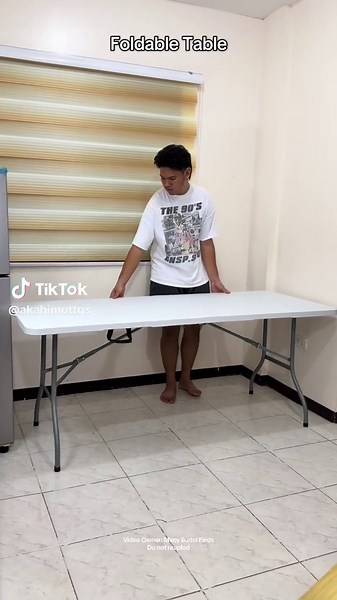Foldable Table #foldabletable #foldingtable #table #portabletable #diningtable