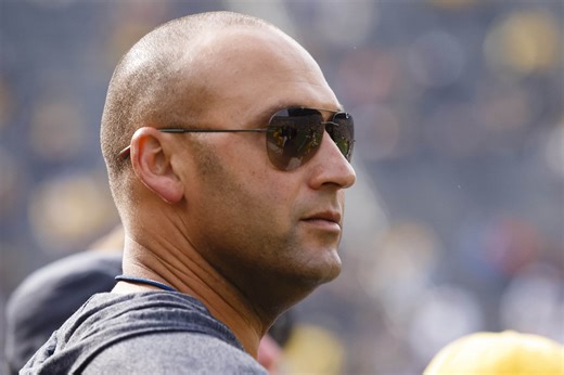 "I failed miserably, days when I cried to sleep" - Derek Jeter gets brutally honest about rookie years in Michigan commencement speech