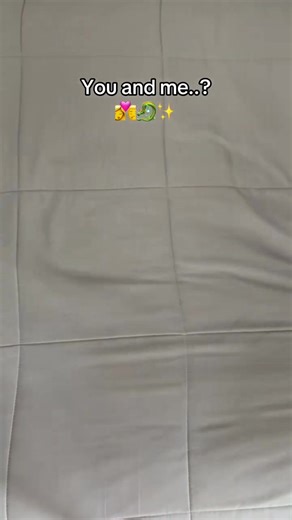 How to Create Matching Outfits for Dragon Fans