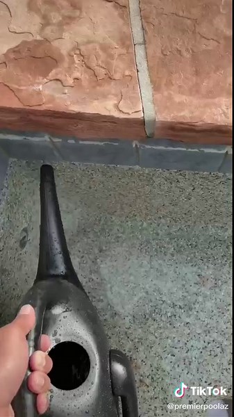 Quick acid wash on a customers spa. #poolservice