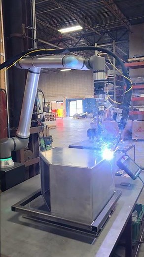 UR8L Cobot Welding High-Mix Job Shop | Cobots in Action