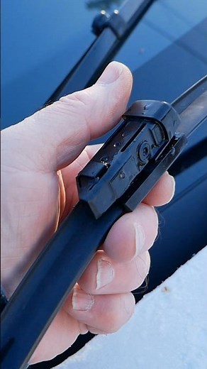 Replacing Tesla wiper blades - easy DIY job!