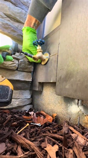 Sillcock Replacement _fix_002 #theconservativeplumber #plumbersoftiktok #foryou #diy #hosebib #hosefaucet #plumber #hosebibbreplacement #plumberlife #sillcock #plumbingtok #plumbing #plumbinglife #plumbingrepair #fyp #serviceplumber | Clare Owens