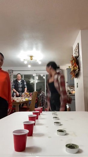 The best Christmas Games 🎄🤶#christmasgames #christmas #funniestvids #games #viral #family #viral