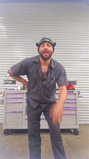 Real men do Pamela pupkin workouts | Laura Clery