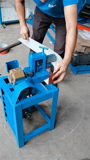 Automatic Metal Embossing and Edge Crimping Demo#youtubeshorts