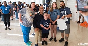 PHOTOS & VIDEO: Penn State football visits Children's Hospital in Hershey