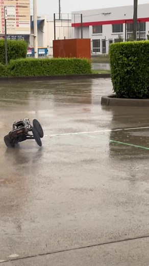 Nitro HPI Savage 25 RC Truck - Monster Truck Madness!