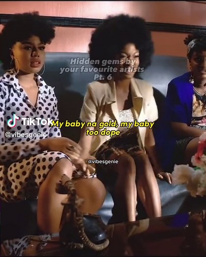 With his new studio album TIMELESS just days away, let us take a look at one of @davido hidden gems, “Flora My Flawa”. Classic Tune 🔥 Rate this out of 10 #davido