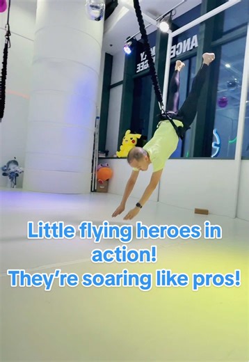 Up. Flip. Fly. Repeat！One jump, endless thrills!#bungeeworkout #BungeeFitness #bungeejumping #bungee #室内蹦极 #singaporebungee #fly