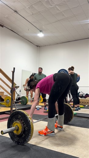 em on Instagram: "In the year of my weightlifting, this is my first attempt at doubles"