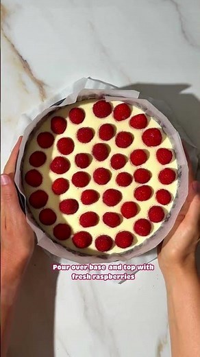 Layered Jelly Cheesecake 🍓🎄 | Easy Festive Dessert Idea #shorts