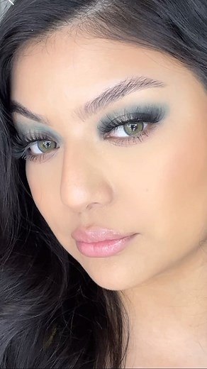 4.7K views · 256 reactions | Green halo eyeshadow look  #green #eyeshadowtutorial #stepbystepmakeup #stepbystepeyeshadowtutorial #tutorialmakeup #eyeshadowtutorial | G.torres_makeup | Facebook