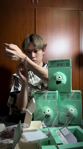 Unboxing Cortis Merch: Poyoyoi Collection