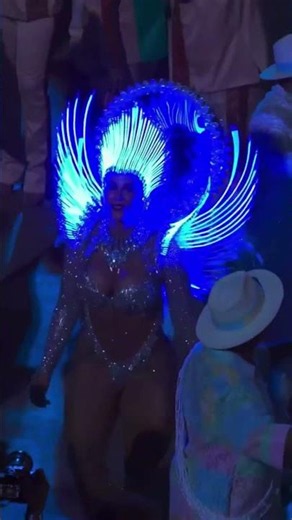 ❤️🔥 Paolla Oliveira Maravilhosa com a Grande Rio na Sapucaí durante Rio Carnaval