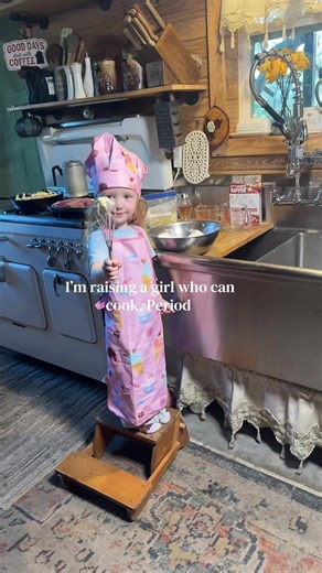 She’s gonna know her way around a kitchen ❤️