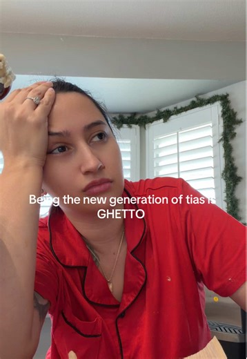 The New Generation of Tías: Embracing Modern Challenges