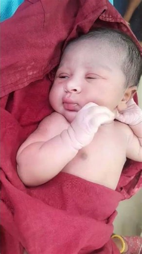 Adorable Tiny Stretch & Wiggle Time 🐣#cutebaby #viralbaby