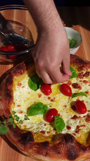 Yellow Tomato Pizza Sauce Recipe