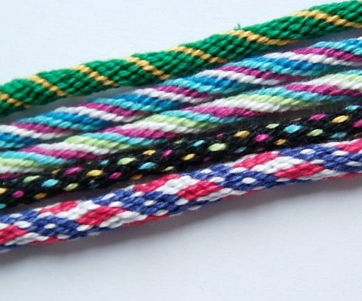 Braiding Wheel Friendship Bracelets