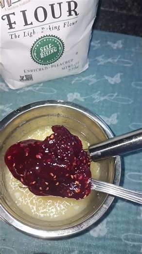 White Chocolate Raspberry Muffins 😋