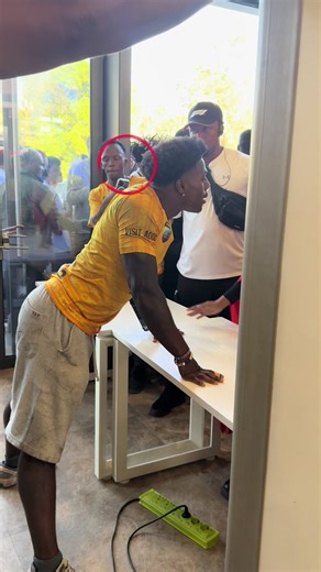 The barber had a rough day #ishowspeed