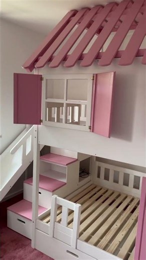 Kinderbett mit Dach, Rutsche und Spielbereich oben | Individuelles Abenteuerbett #hochbett #kinder