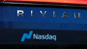 IPO market is at all-time highs as 900+ companies have gone public in 2021, $300 billion raised